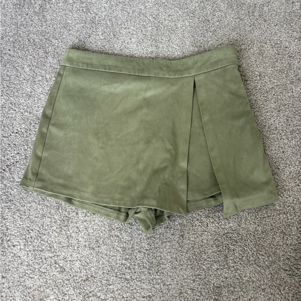 mini skort - Picture 1 of 3